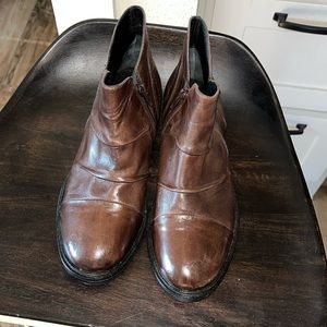 Leonardo Shoes chocolate brown ankle boots